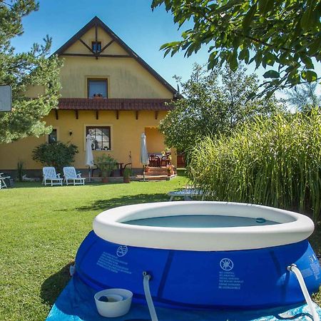 Holiday Home In Balatonkeresztur 40862 Exterior foto